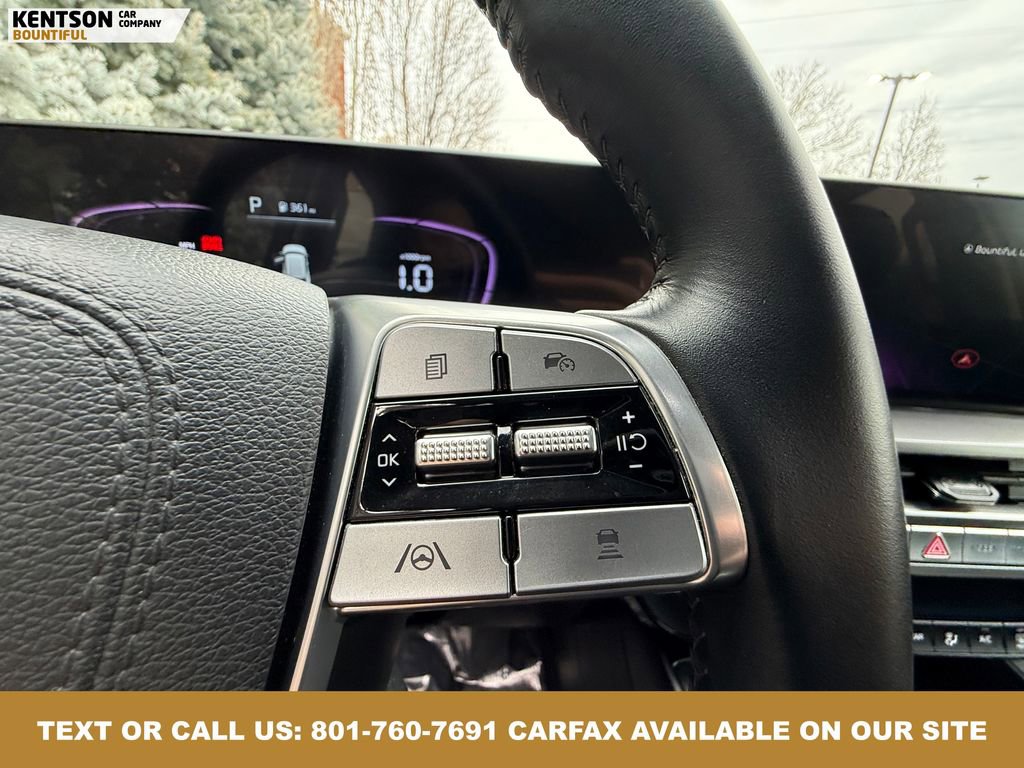 Used 2025 Kia Telluride S image 18