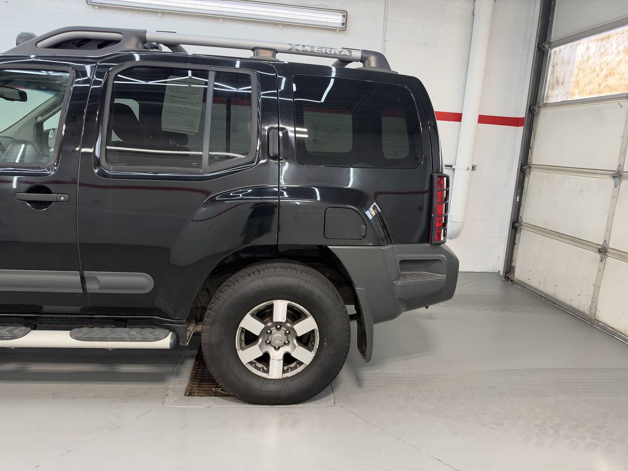 Used 2011 Nissan Xterra PRO-4X AWD/4WD image 4