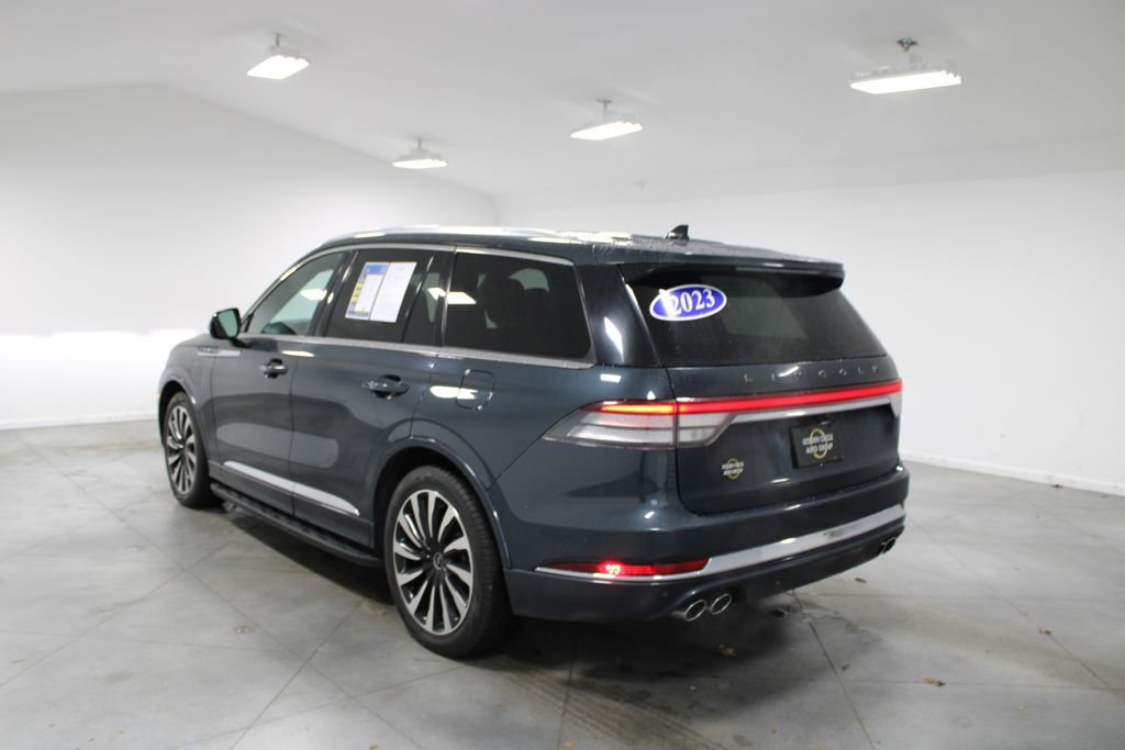 Used 2023 Lincoln Aviator Black Label Grand Touring AWD/4WD image 7