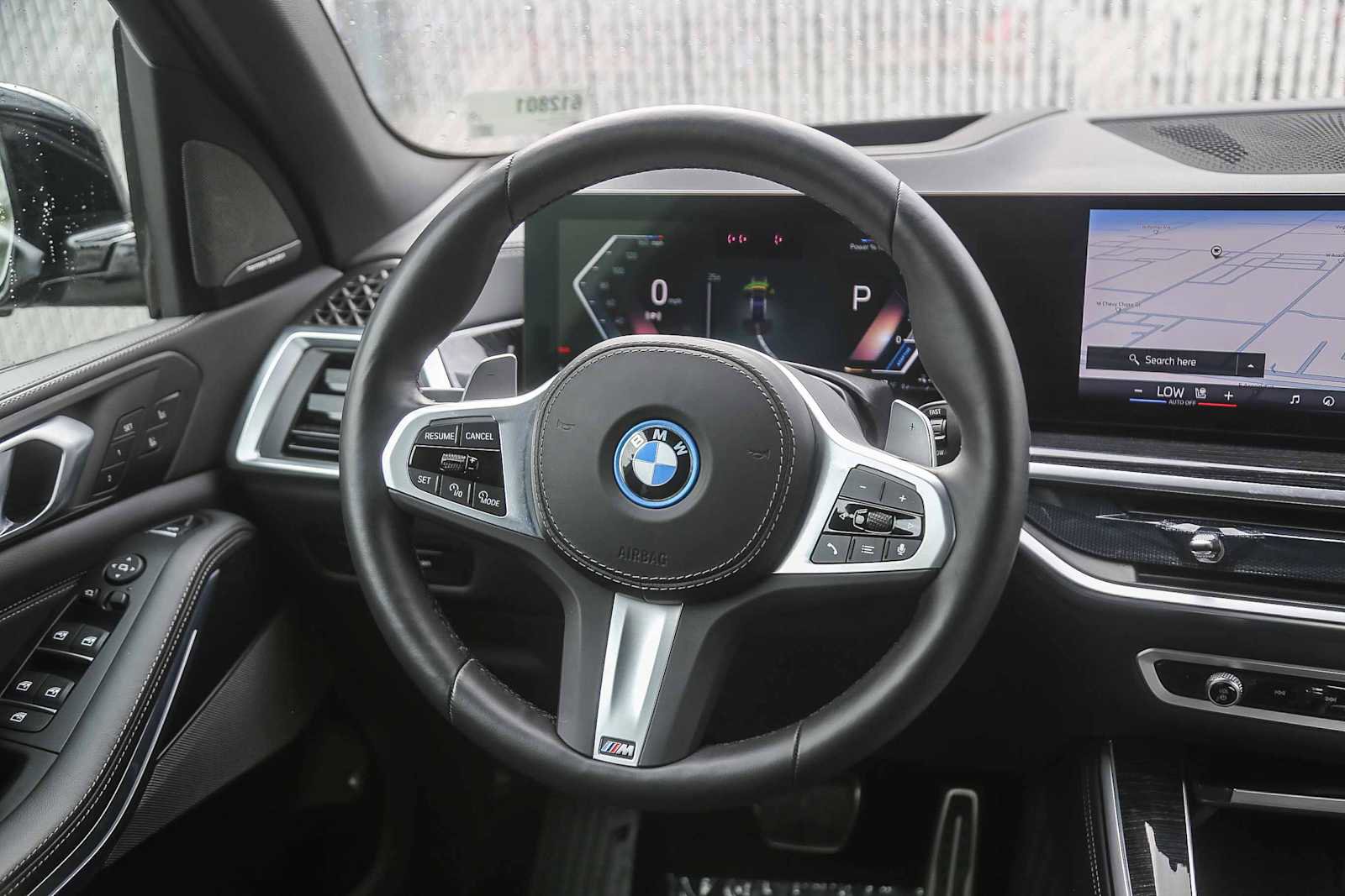 Used 2025 BMW X5 xDrive50e w/ Executive Package image 12