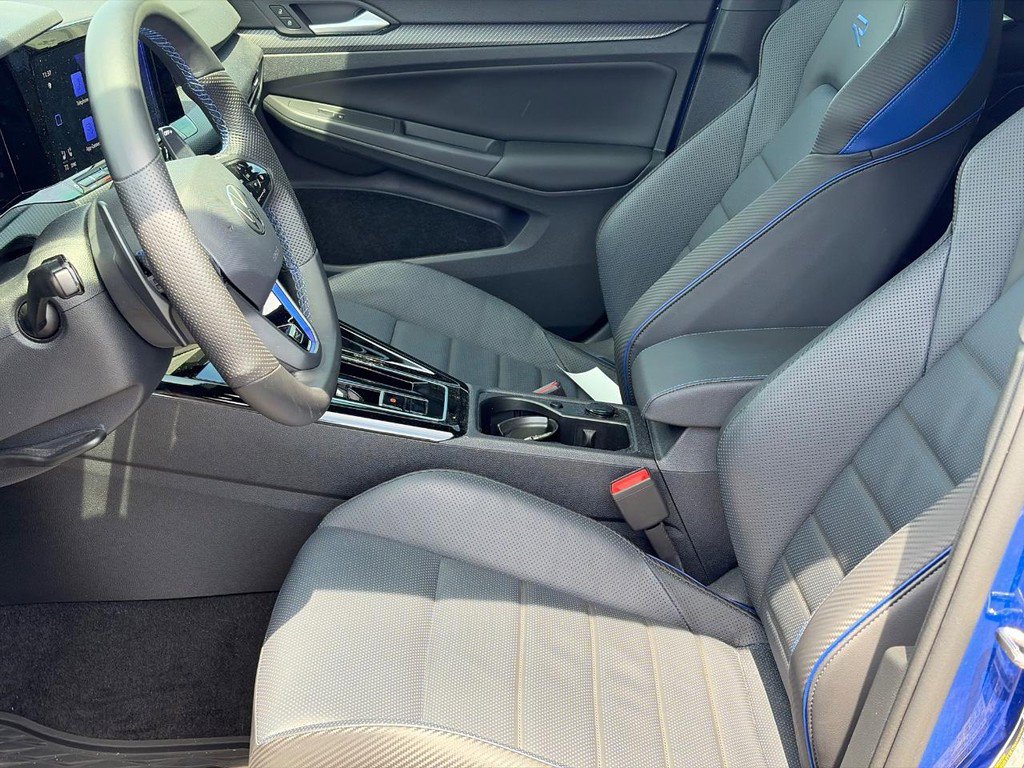 Used 2024 Volkswagen Golf R AWD/4WD image 5