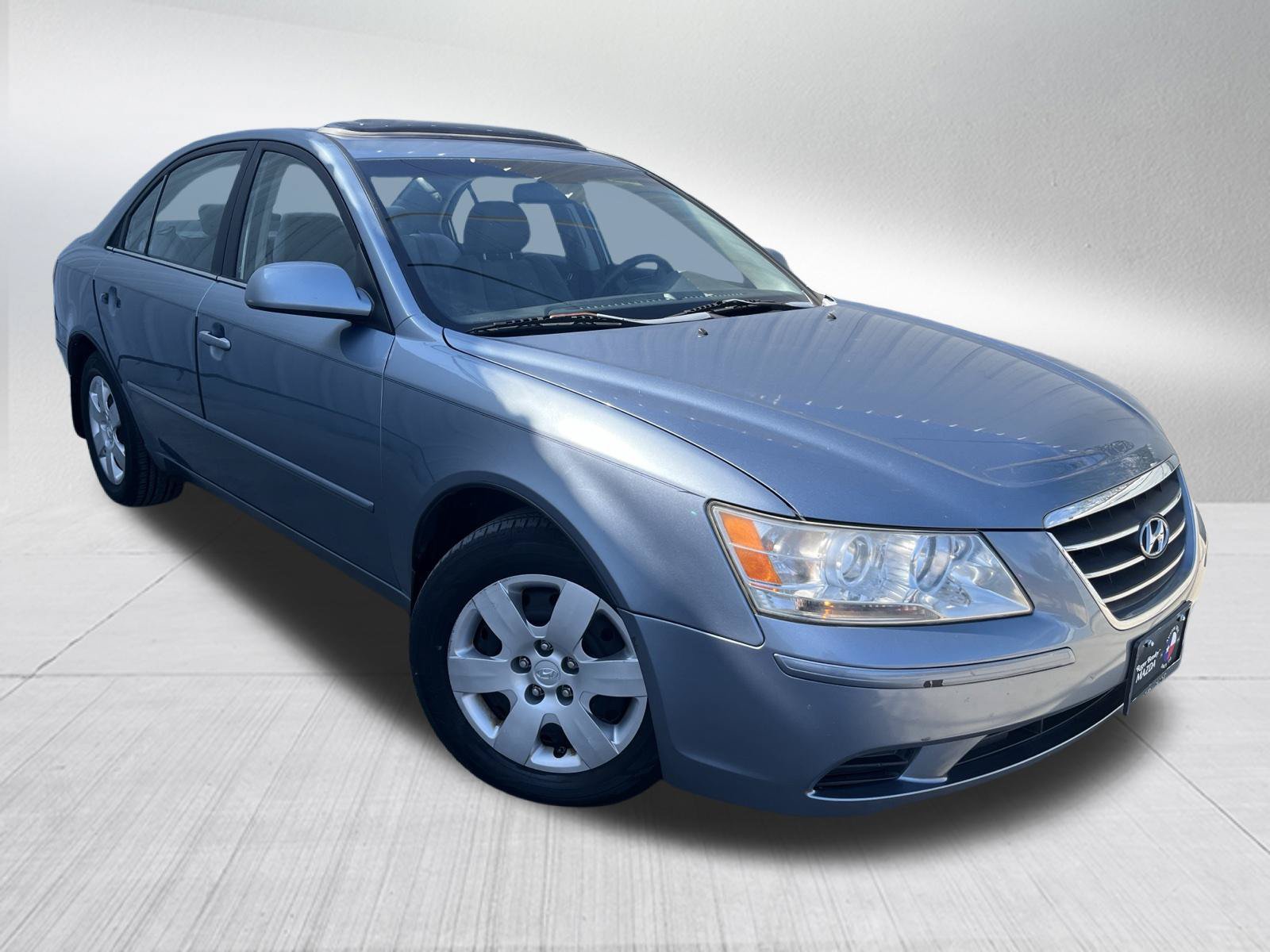 Used 2010 Hyundai Sonata GLS FWD image 3
