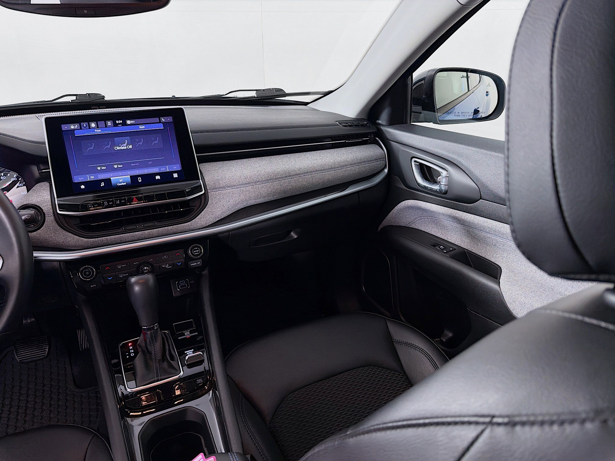 Used 2022 Jeep Compass Latitude w/ Convenience Group image 23