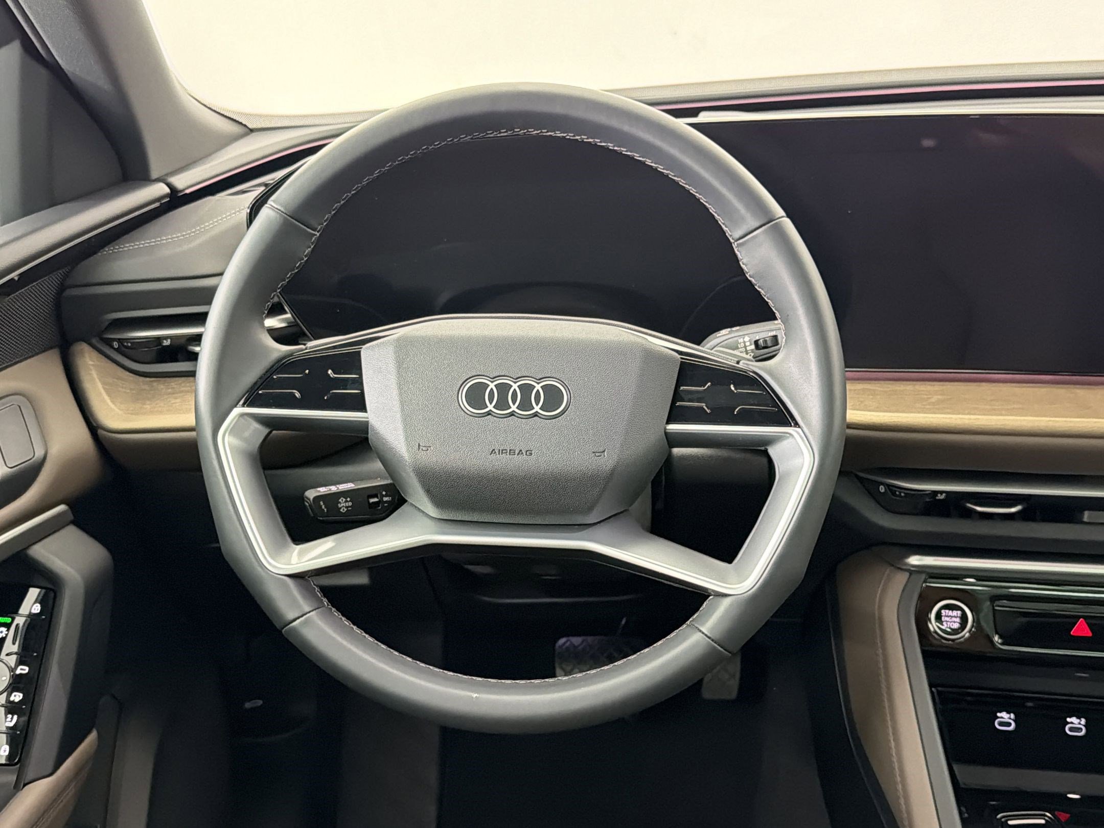 Certified 2025 Audi Q5 Premium w/ Convenience Package AWD/4WD image 18