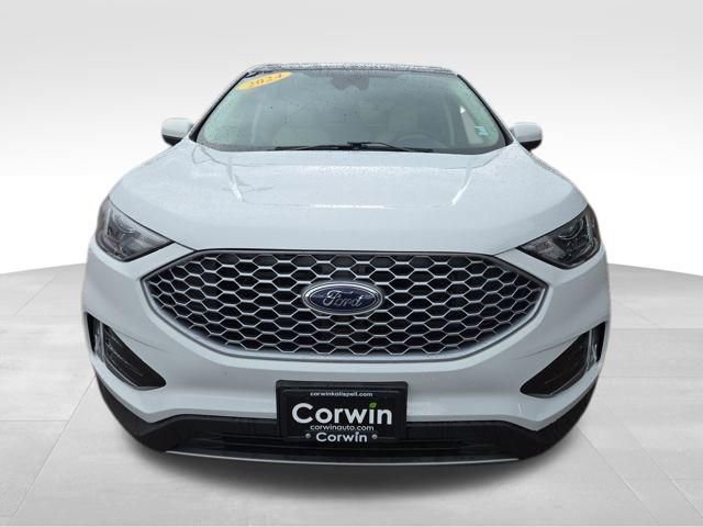 Used 2024 Ford Edge SEL w/ Convenience Package image 4