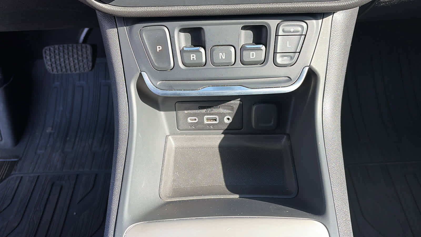 Used 2019 GMC Terrain Denali w/ Driver Alert Package II image 18