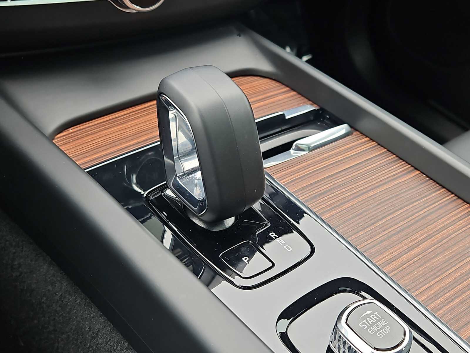 Used 2023 Volvo XC60 B5 Plus w/ Climate Package image 31