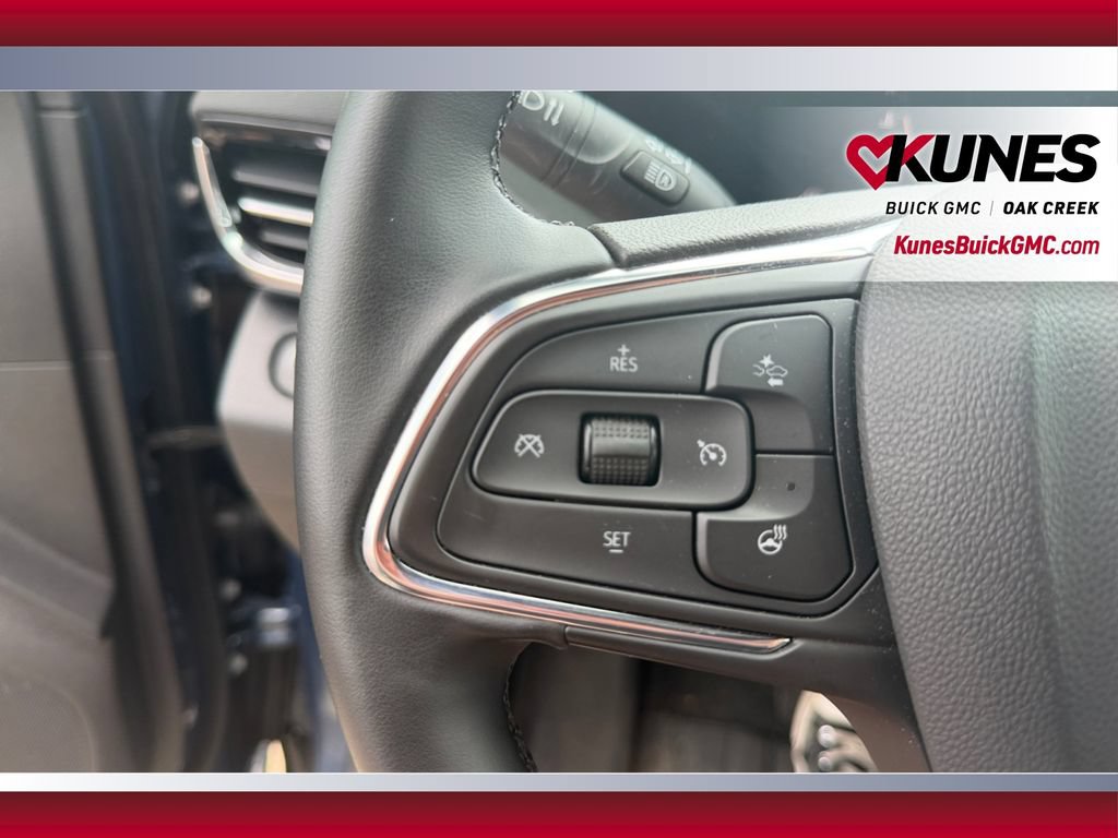 Used 2025 Buick Envista Sport Touring w/ Convenience I Package FWD image 17