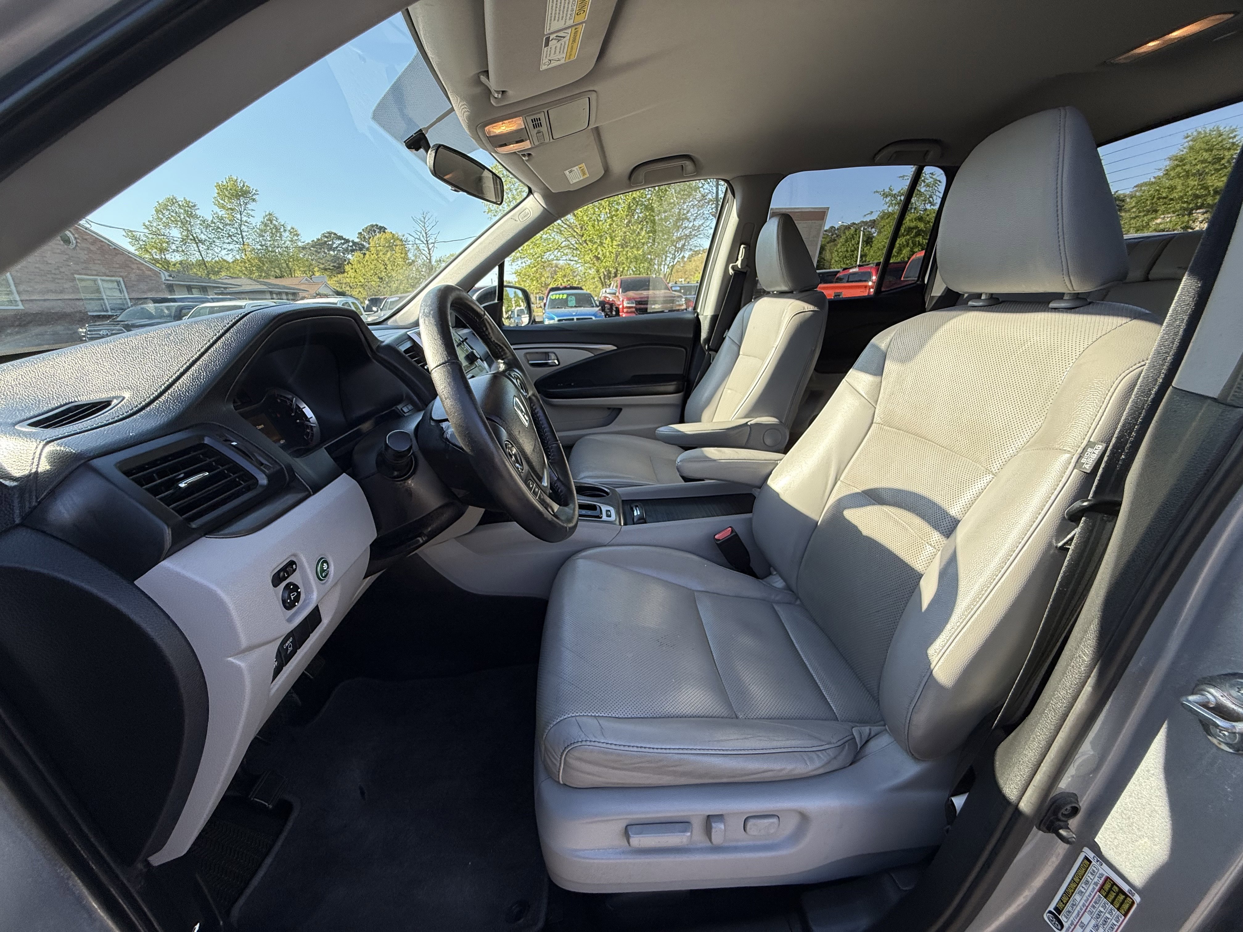Used 2018 Honda Ridgeline RTL image 10