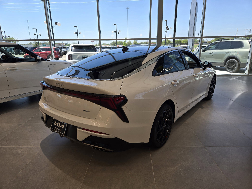 New 2026 Kia K5 GT-Line image 4
