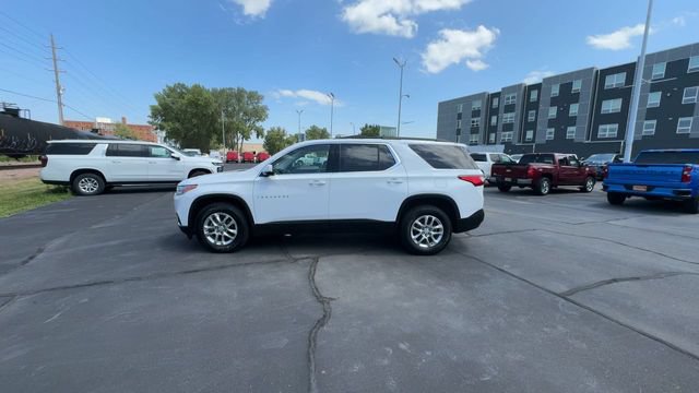Used 2020 Chevrolet Traverse LT w/ Driver Confidence II Package AWD/4WD image 5
