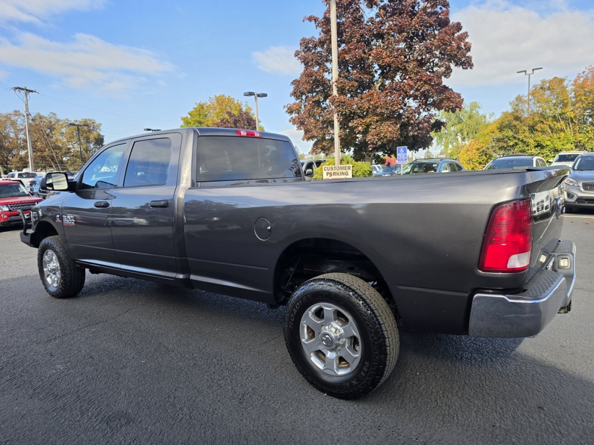 Used 2014 RAM 2500 Tradesman w/ Chrome Appearance Group AWD/4WD image 8
