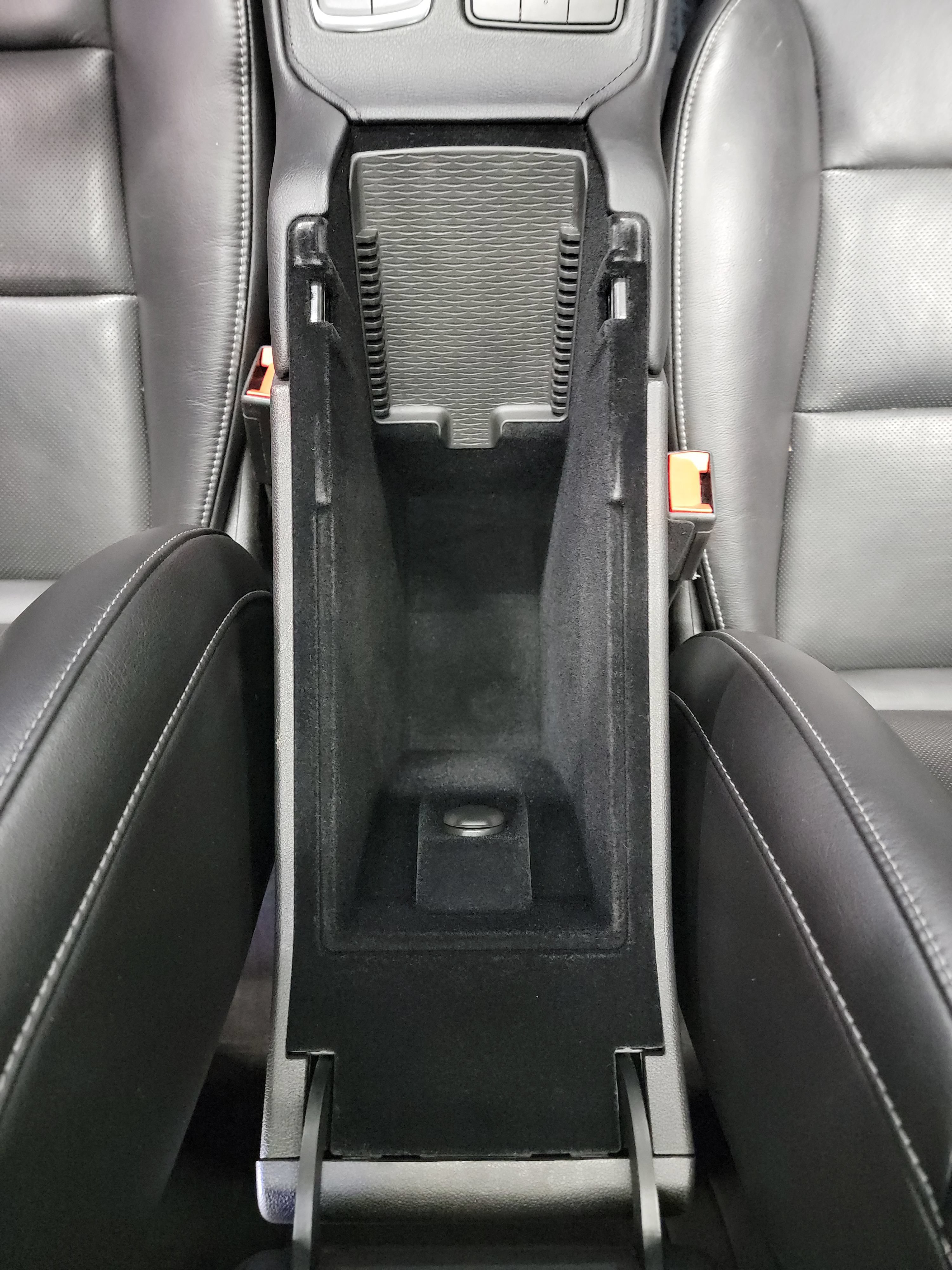 Used 2019 Cadillac XT4 Premium Luxury AWD/4WD image 29