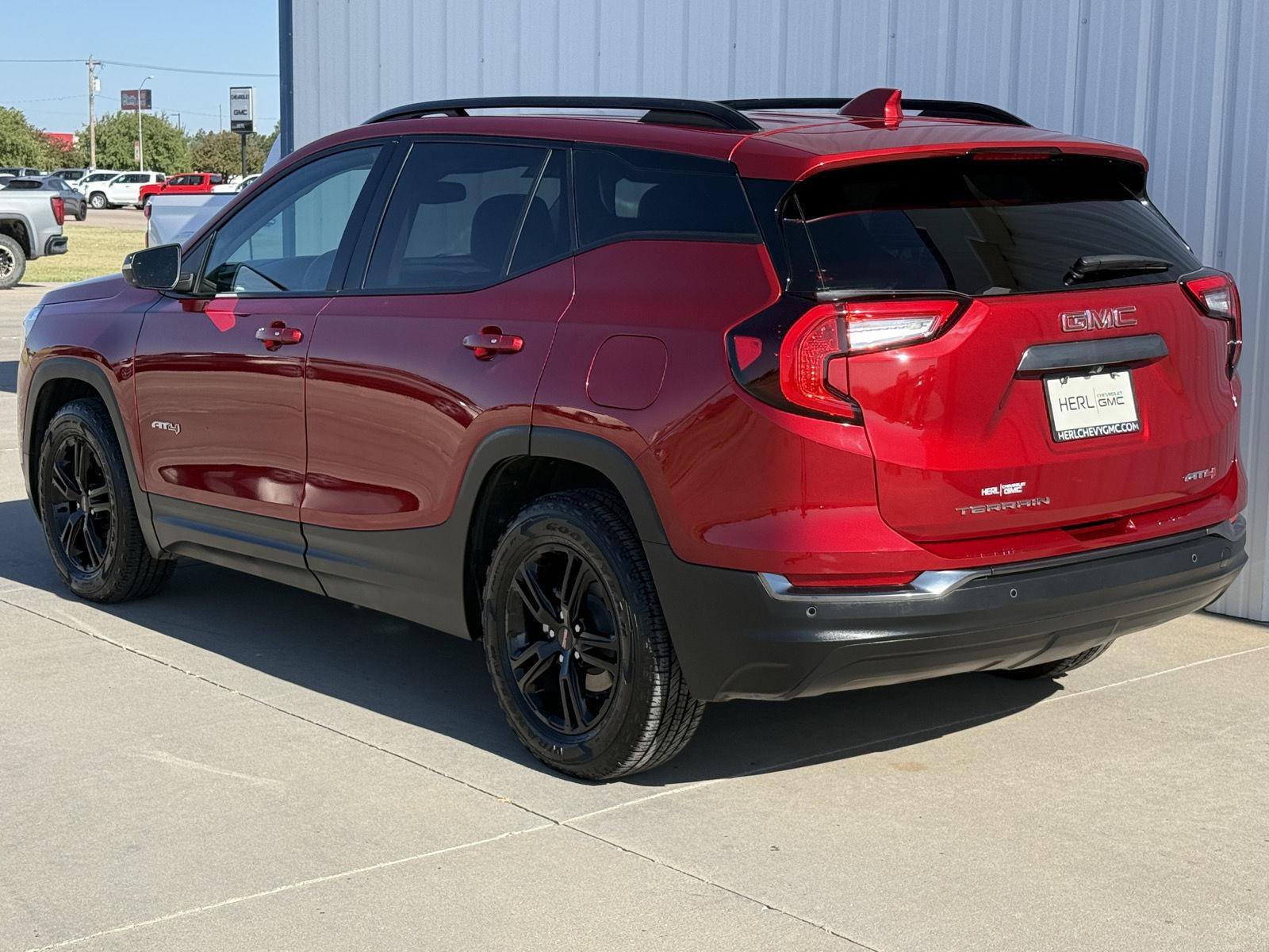 Used 2023 GMC Terrain AT4 w/ Infotainment Package II AWD/4WD image 7