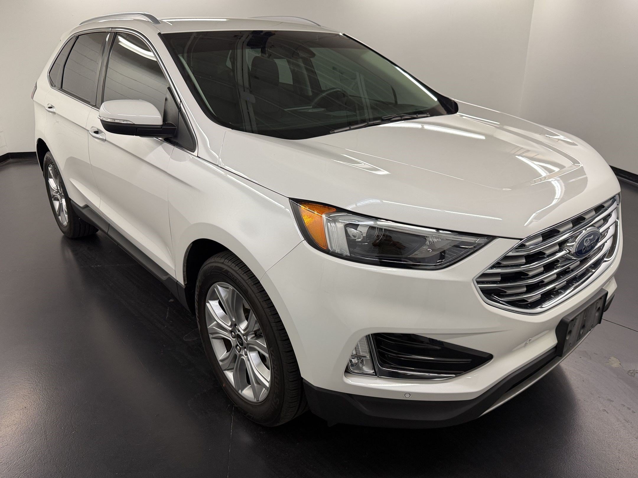 Used 2024 Ford Edge Titanium AWD/4WD image 7
