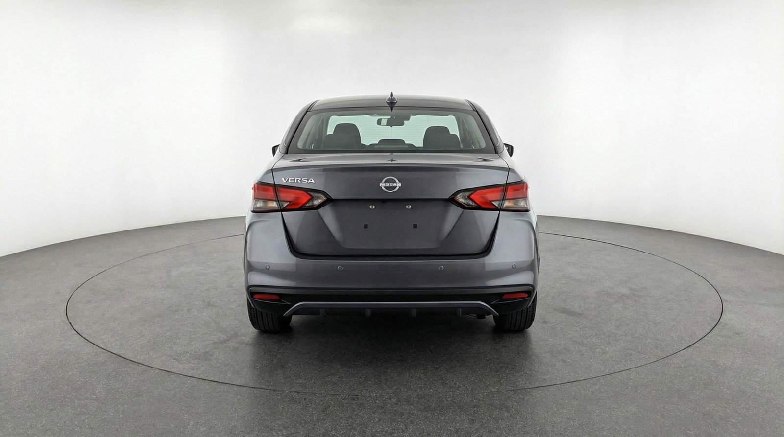 Used 2025 Nissan Versa SV image 7