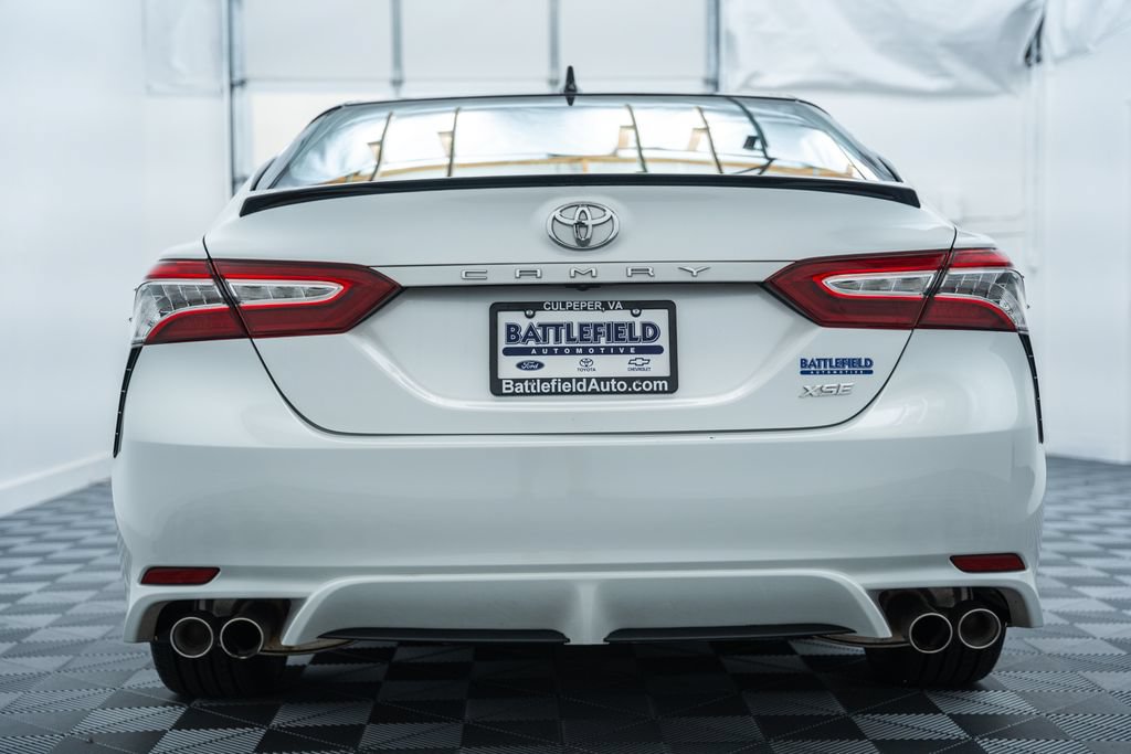 Used 2020 Toyota Camry XSE w/ Navigation Package FWD image 6