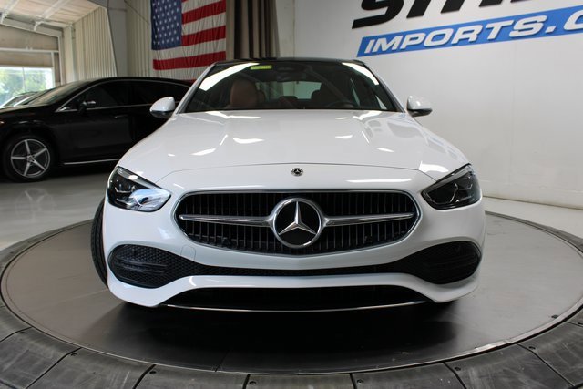Used 2024 Mercedes-Benz C 300 4MATIC Sedan image 4