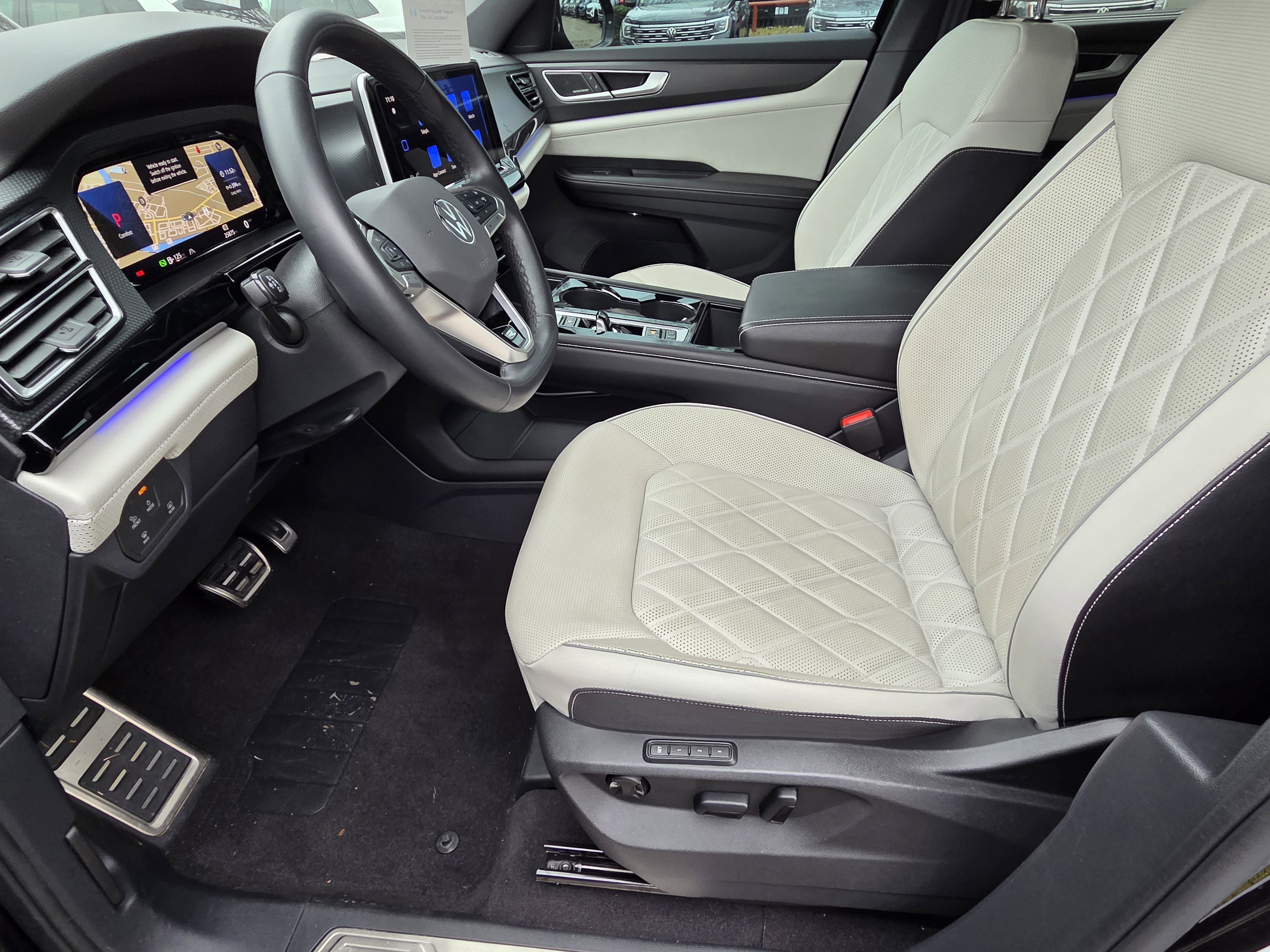 Certified 2024 Volkswagen Atlas Cross Sport SEL Premium R-Line image 5