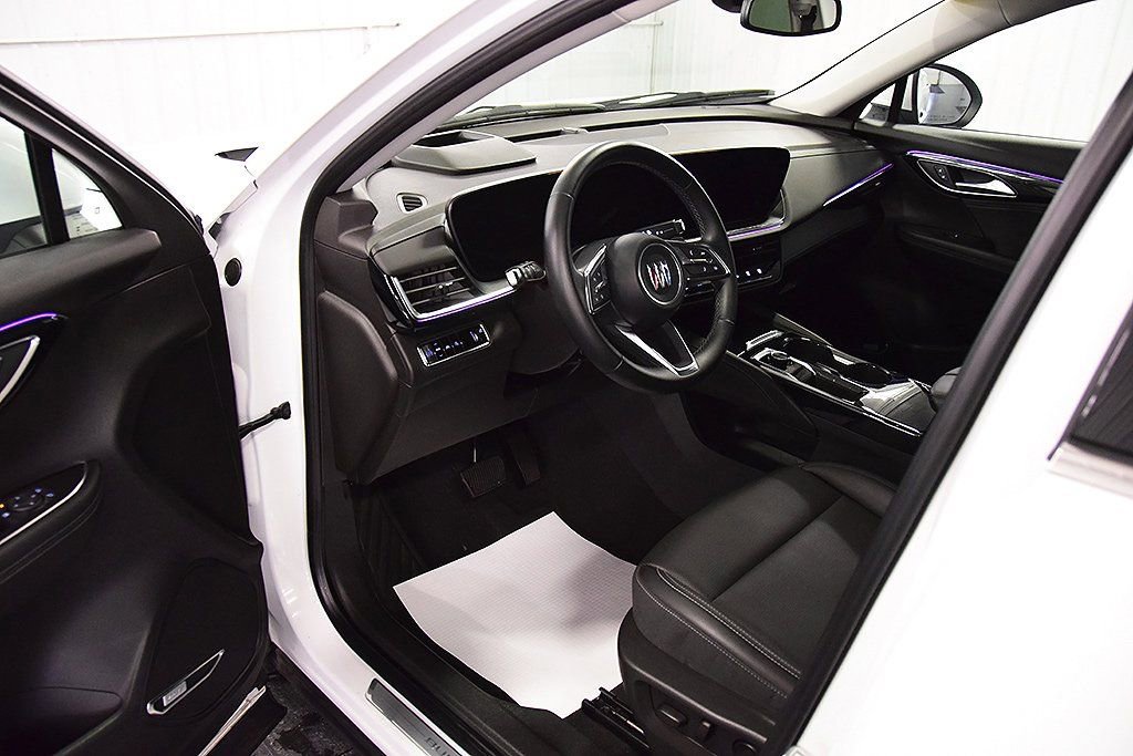 Used 2024 Buick Envision Preferred image 13