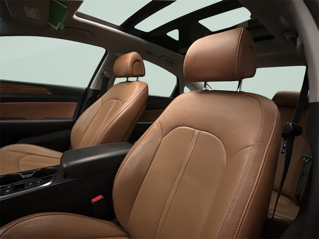 Used 2015 Hyundai Sonata Limited w/ Option Group 06 image 6