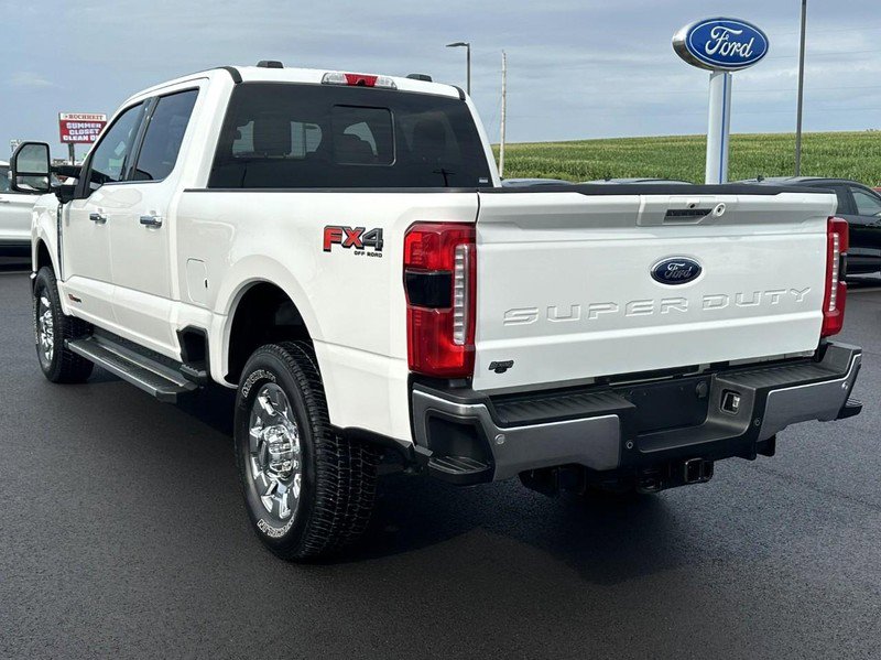 Used 2023 Ford F250 Lariat w/ Chrome Package image 6