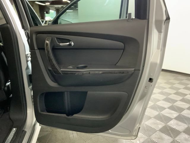 Used 2011 GMC Acadia Denali FWD image 28