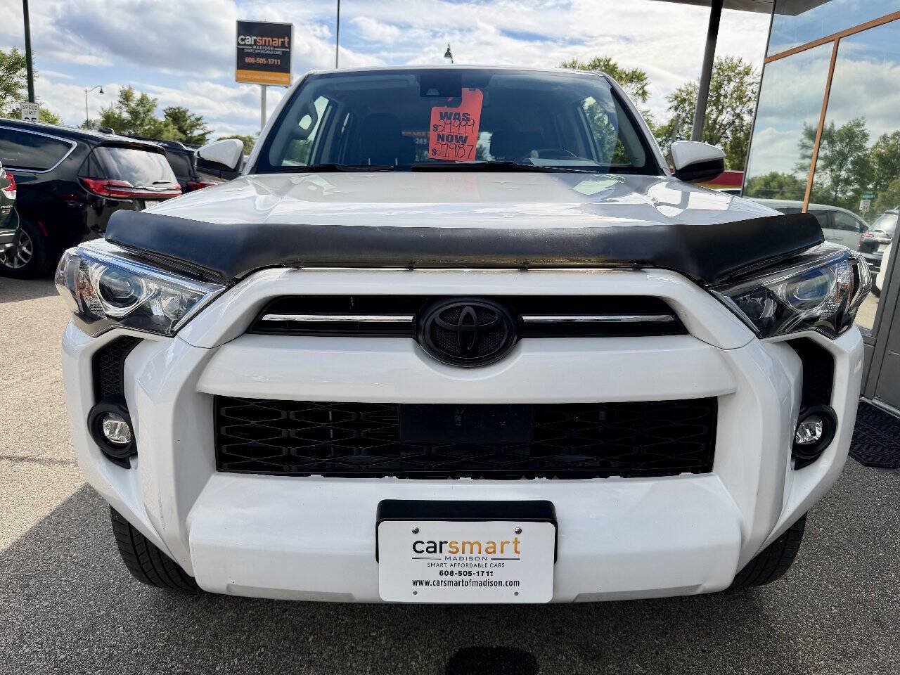 Used 2021 Toyota 4Runner SR5 AWD/4WD image 5