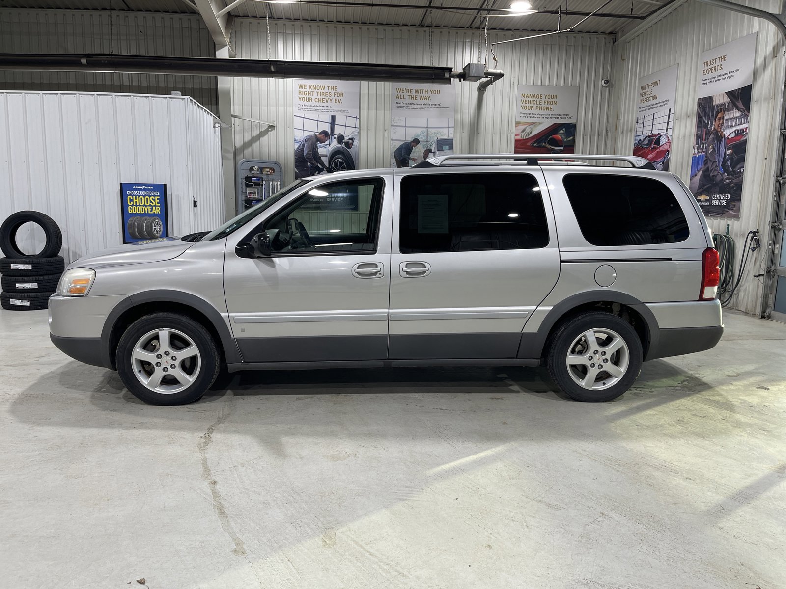 Used 2006 Pontiac Montana SV6 w/ Convenience Package image 7
