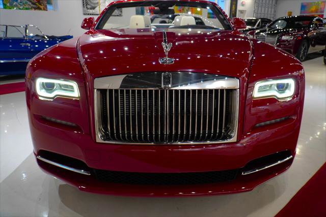 Used 2017 Rolls-Royce Dawn image 5