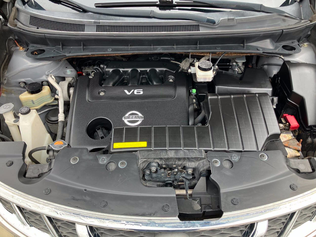 Used 2011 Nissan Murano SV AWD/4WD image 23