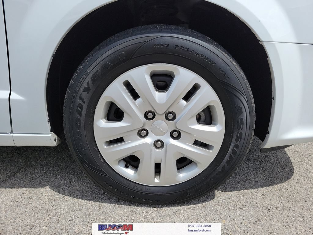 Used 2019 Dodge Grand Caravan SE w/ UConnect Hands-Free Group FWD image 5