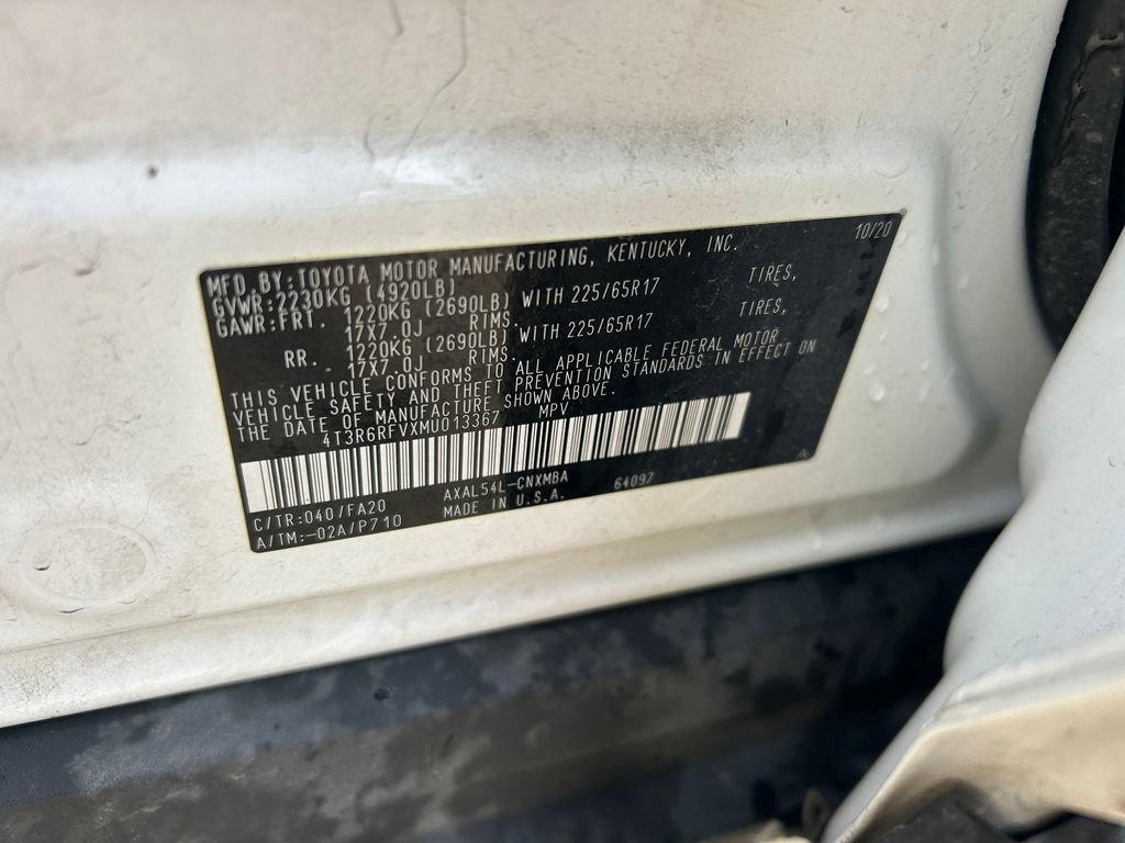 Used 2021 Toyota RAV4 XLE w/ Convenience Package AWD/4WD image 10