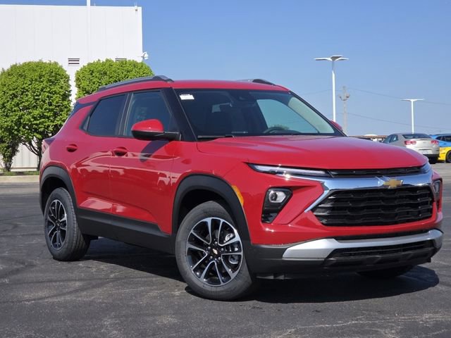 New 2026 Chevrolet TrailBlazer LT FWD image 2
