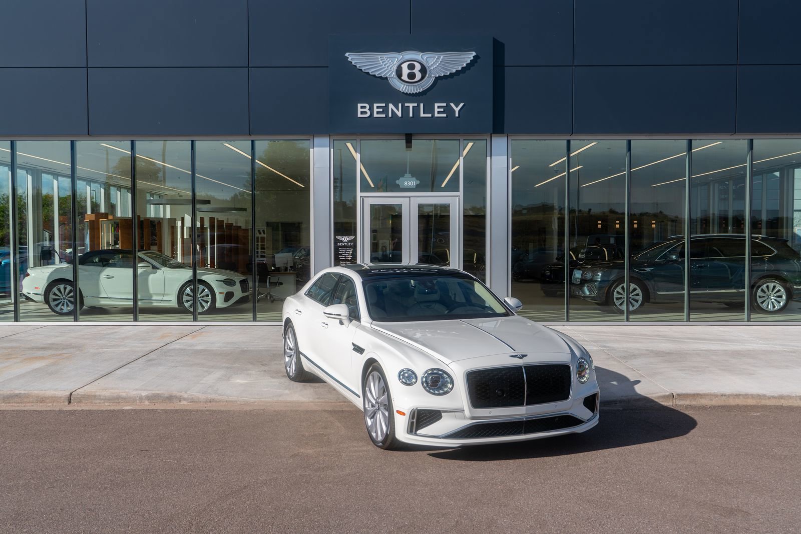 New 2026 Bentley Flying Spur Plug-In Hybrid image 1