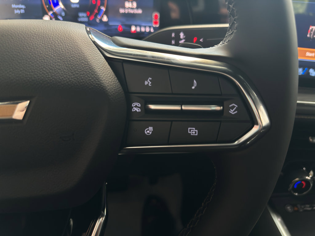 New 2025 Chevrolet Suburban Premier image 11