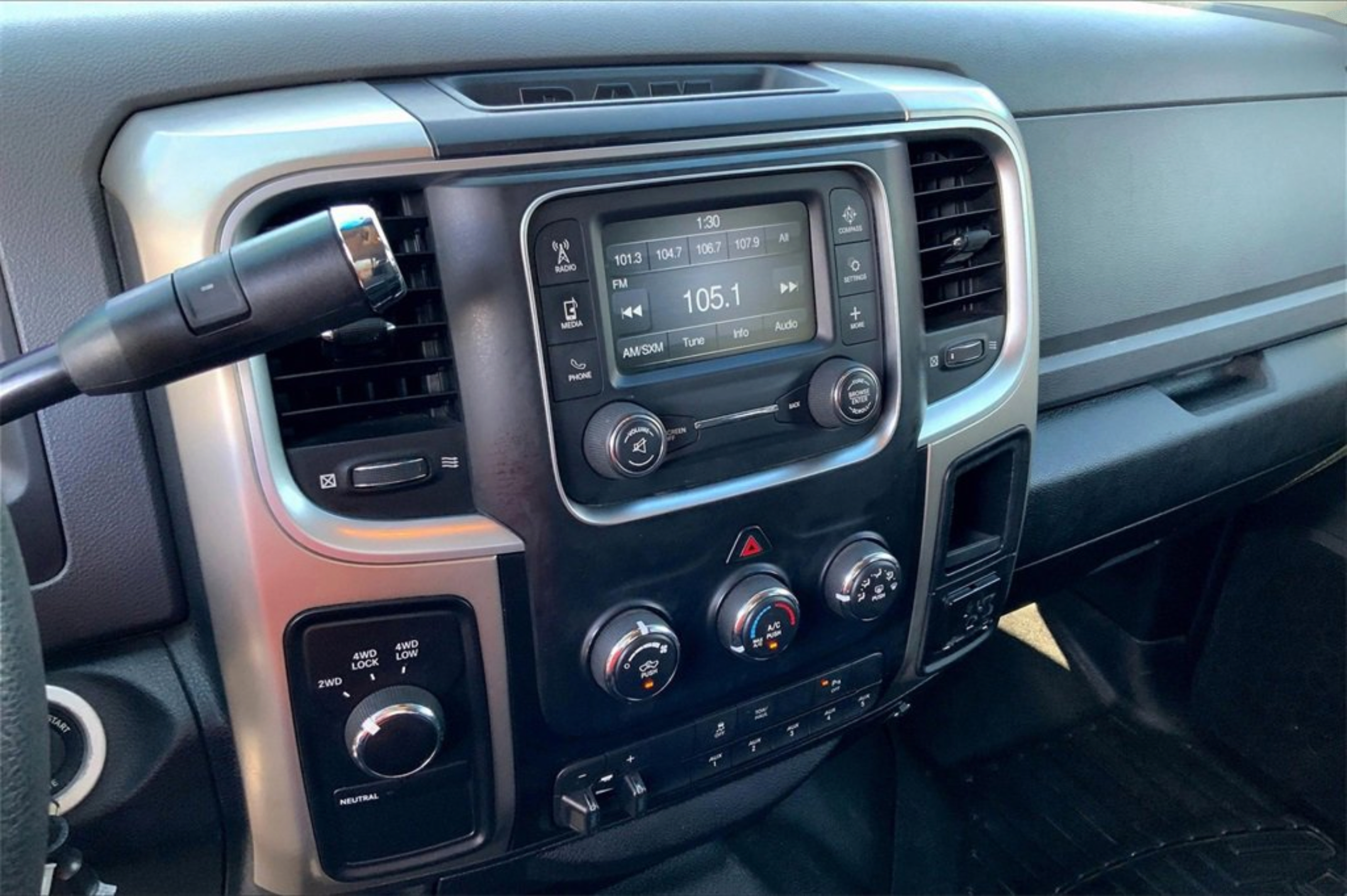 Used 2014 RAM 2500 SLT w/ Protection Group AWD/4WD image 26