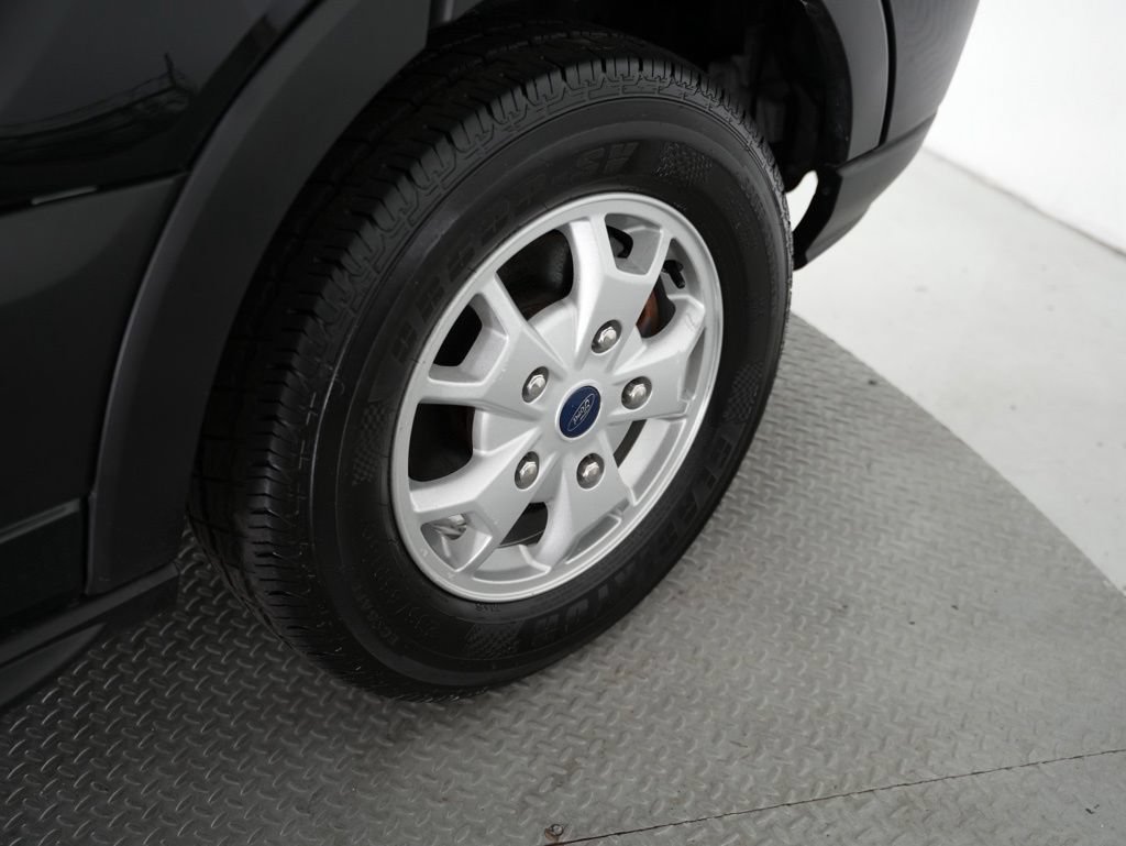 Used 2015 Ford Transit 250 148 Medium Roof RWD image 52