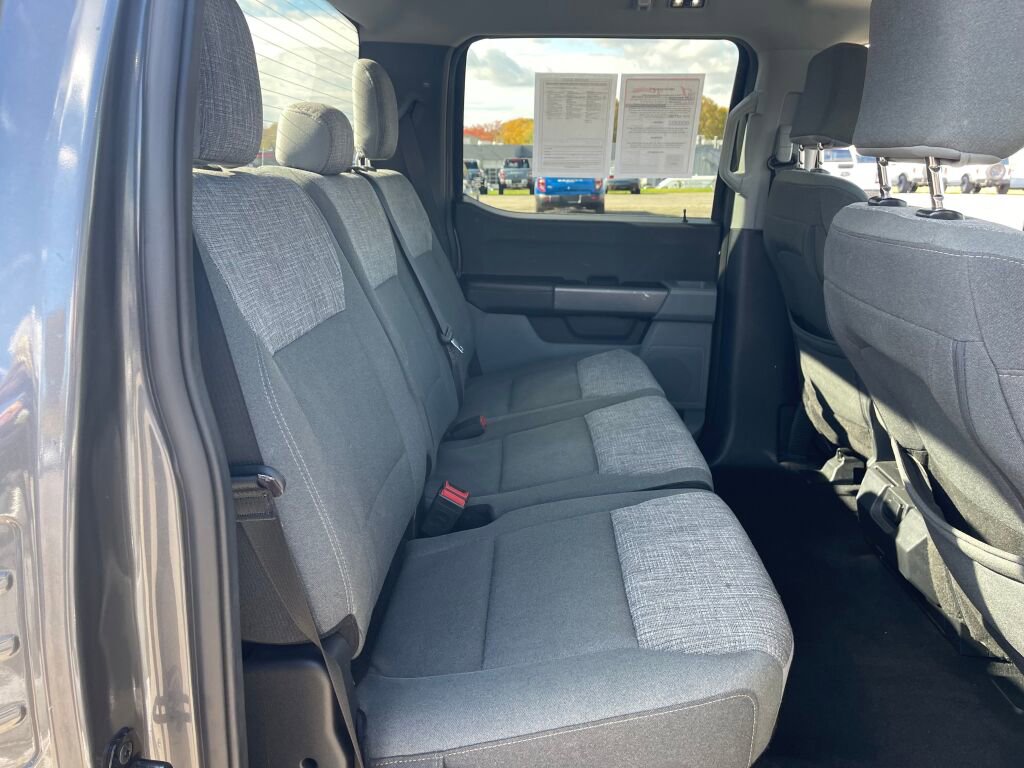 Used 2023 Ford F150 XLT image 17