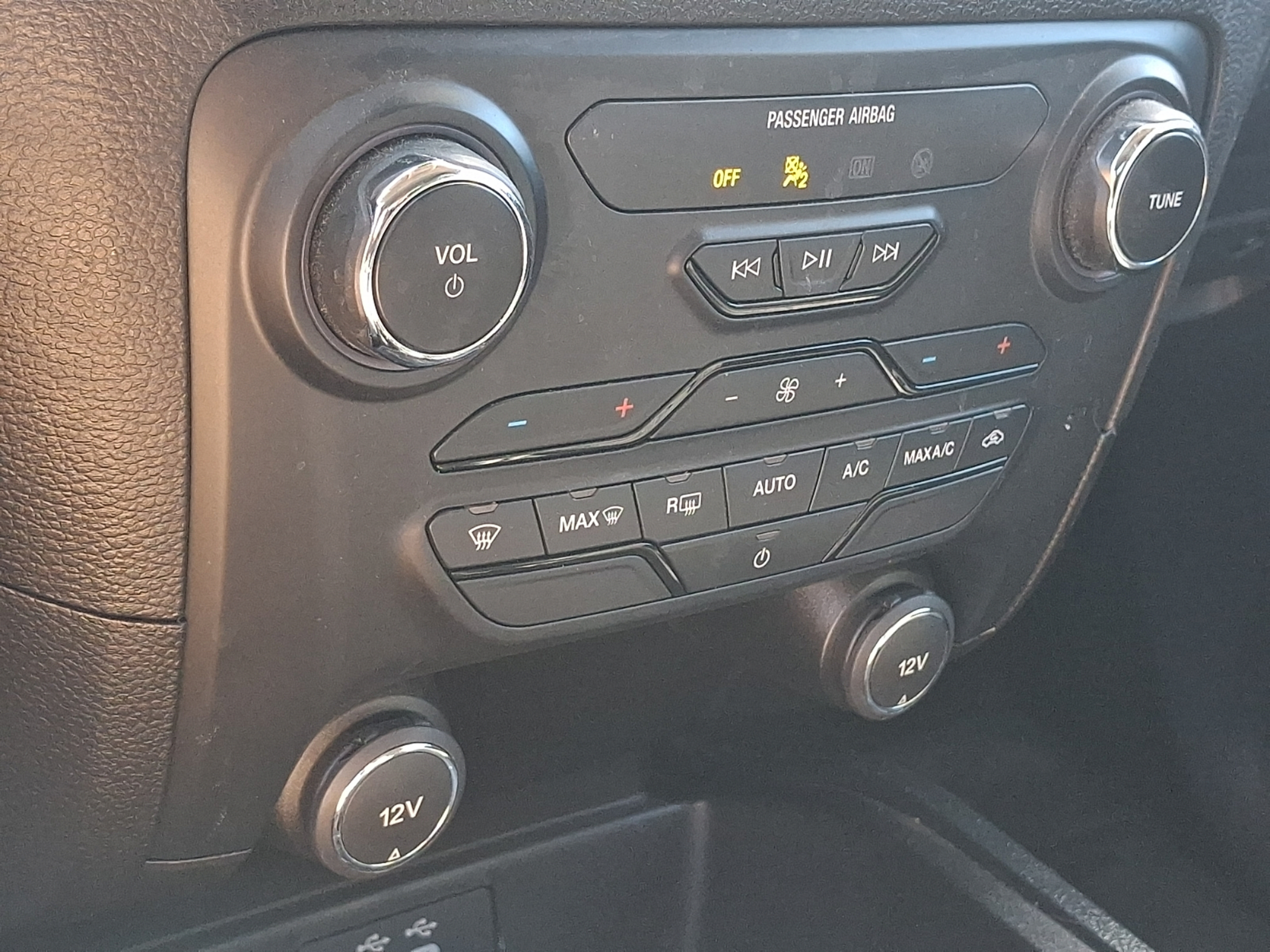 Used 2021 Ford Ranger XLT w/ Equipment Group 301A Mid AWD/4WD image 16