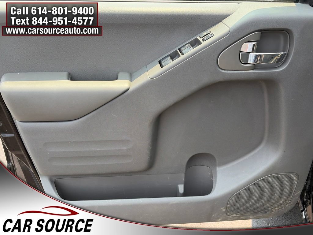 Used 2018 Nissan Frontier SV w/ Value Truck Package AWD/4WD image 14