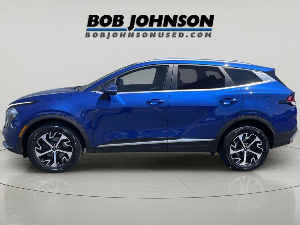 Used 2023 Kia Sportage EX AWD/4WD image 6