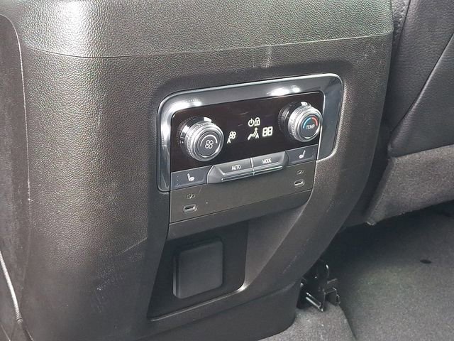 Used 2025 GMC Yukon Denali image 18