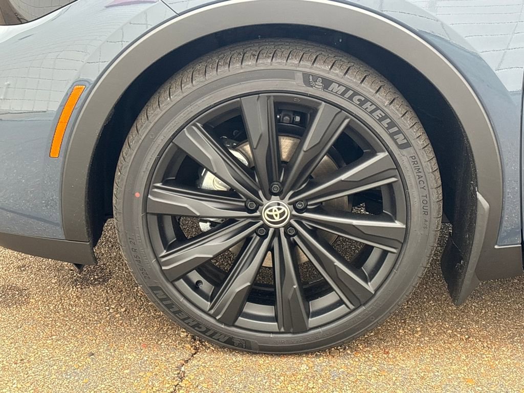 New 2026 Toyota Crown Nightshade image 27