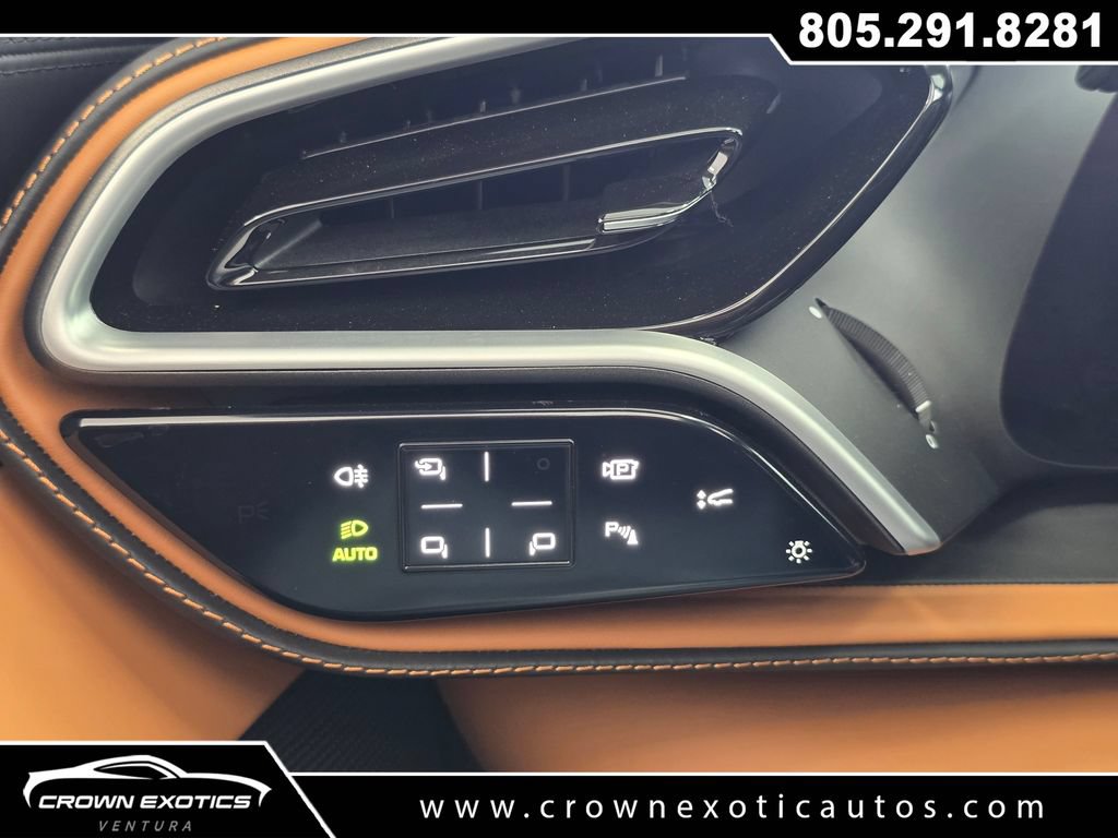 Used 2024 Ferrari 296 GTS RWD image 37