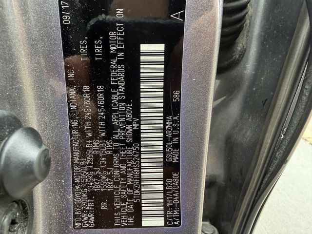 Used 2017 Toyota Highlander XLE FWD image 30