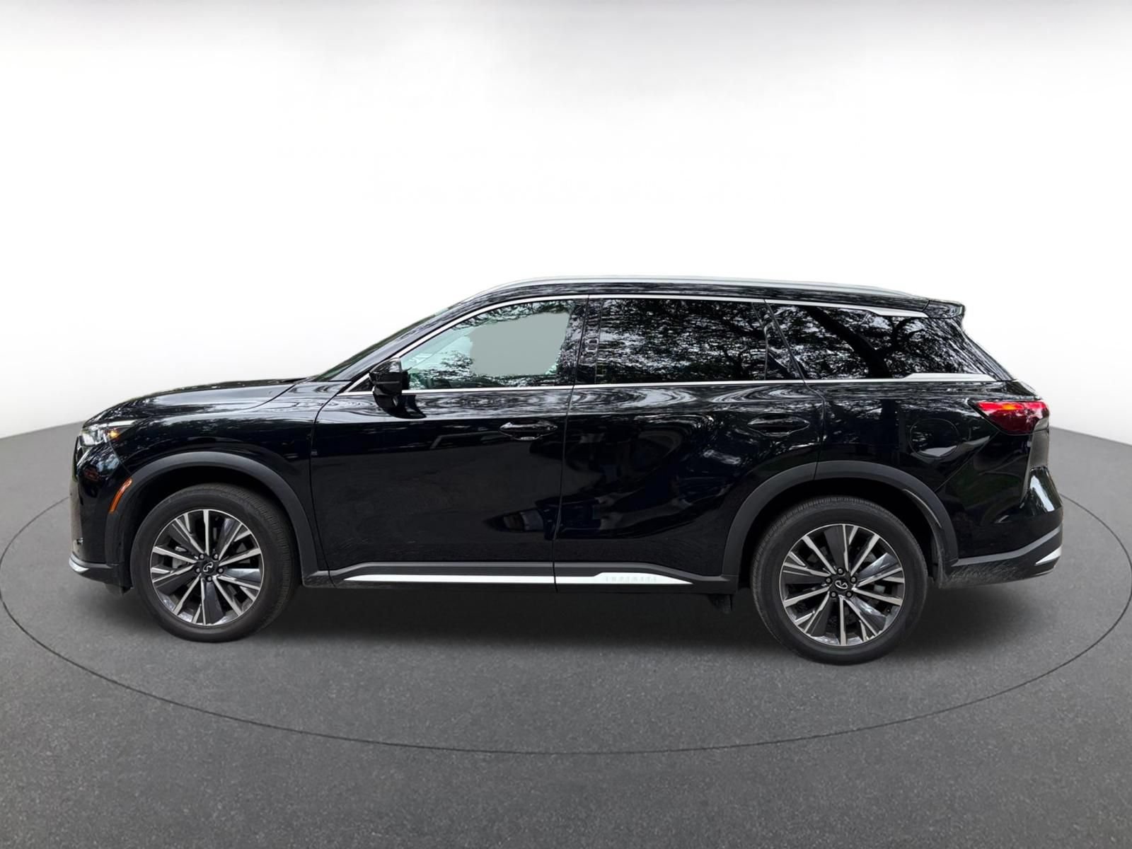 Used 2026 INFINITI QX60 Luxe FWD image 7