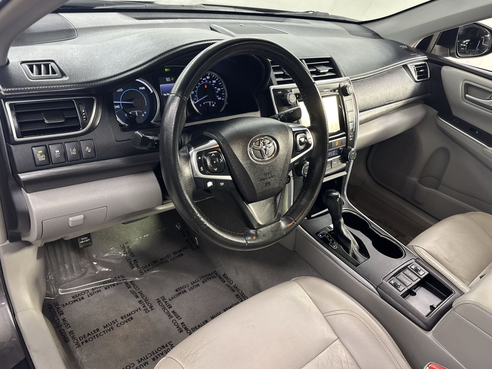 Used 2015 Toyota Camry XLE w/ Moonroof Package FWD image 14