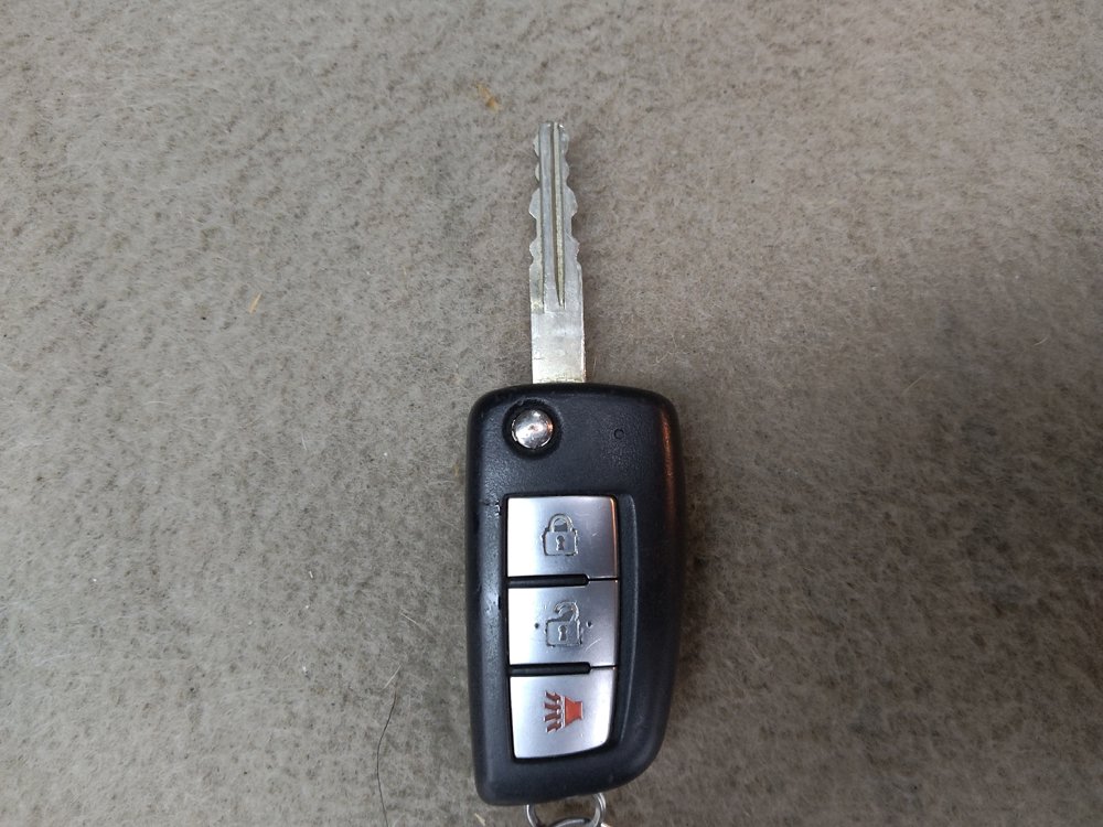 Used 2015 Nissan Rogue S AWD/4WD image 32