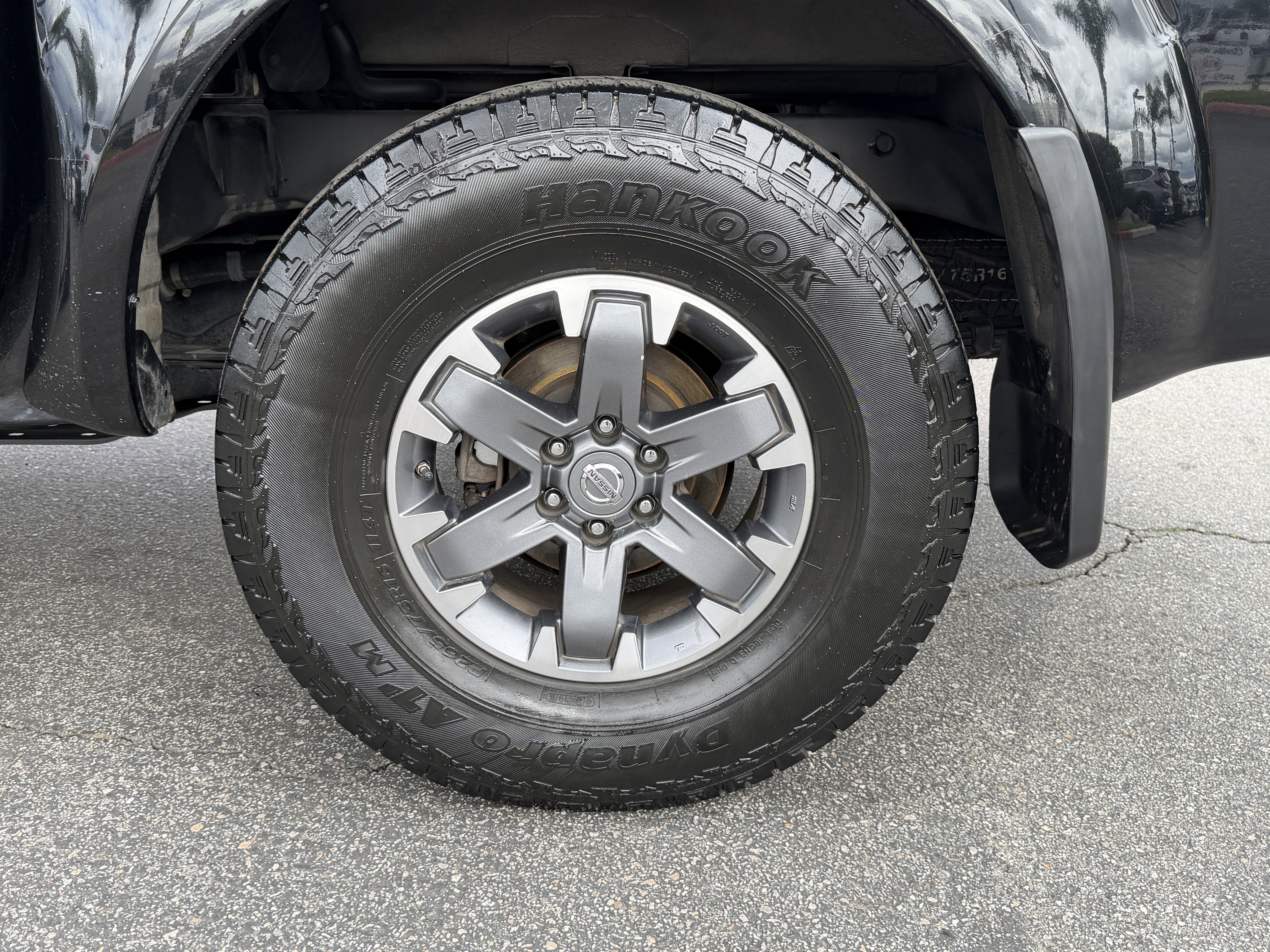 Used 2017 Nissan Frontier PRO-4X w/ Pro-4x Luxury Package AWD/4WD image 10